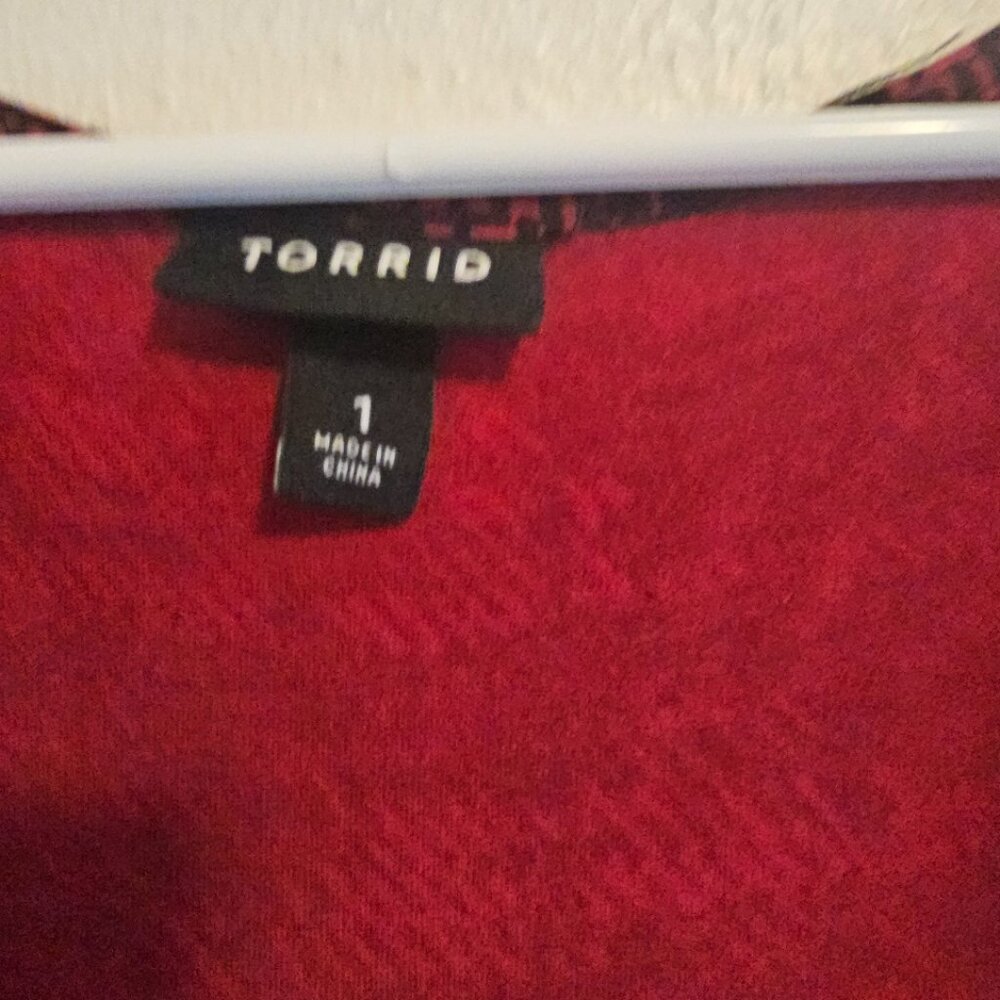 Torrid Faux Wrap Midi V-Neck Dress Red Black Plus Size 1X - Picture 4 of 4